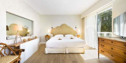 La Réserve Albi, Albi, chambre deluxe prestige beige, Hôtel 5 étoiles Sud de la France, Tarn
