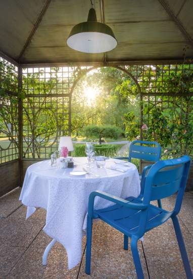 La Réserve Albi, table kiosque jardin, hôtel restaurant Albi